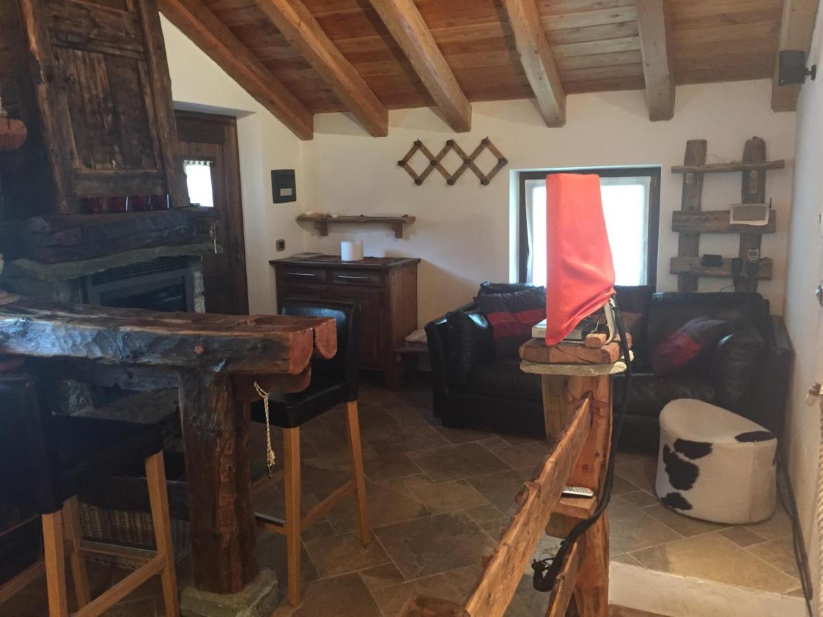 Chalet Gorret Cheneil Valtournenche Exteriér fotografie