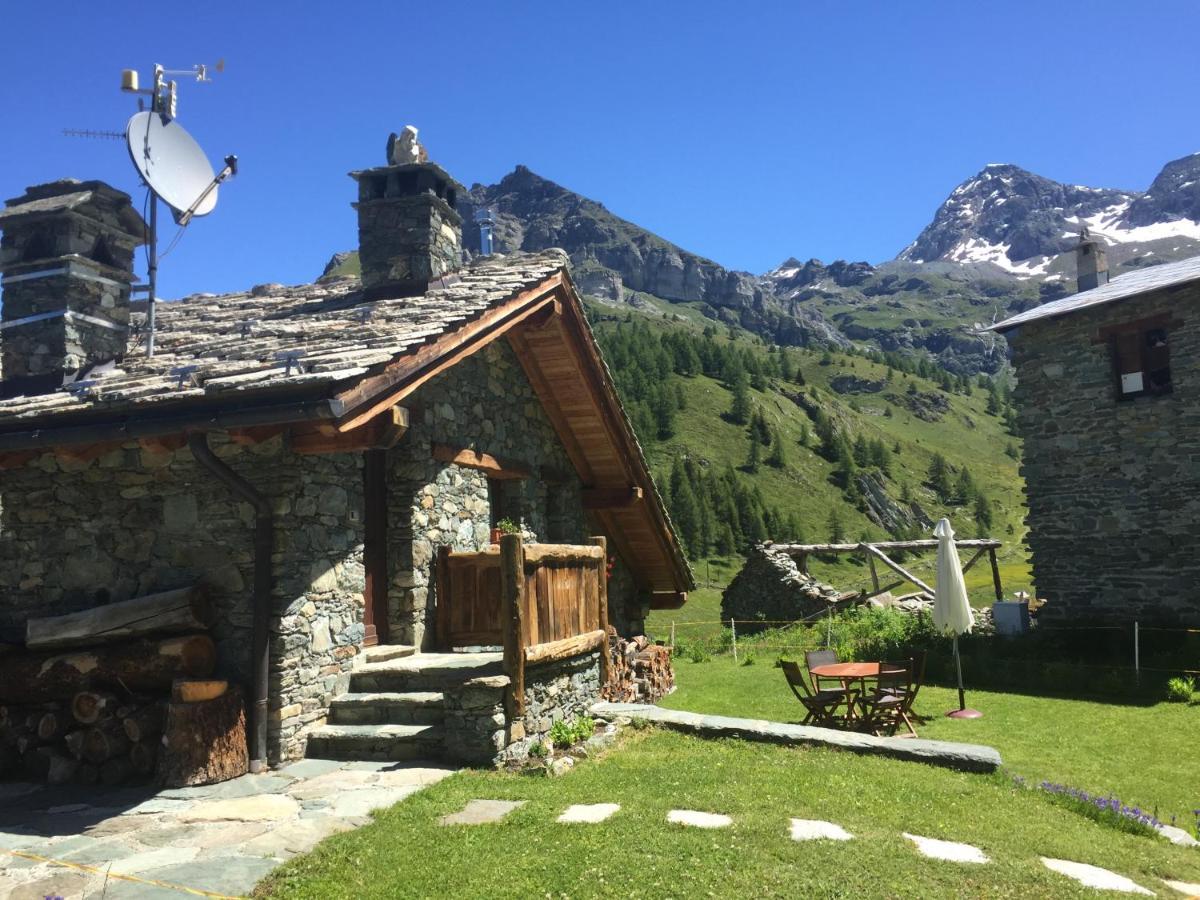 Chalet Gorret Cheneil Valtournenche Exteriér fotografie